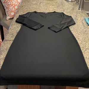 3/4 sleeve black shirt dress!